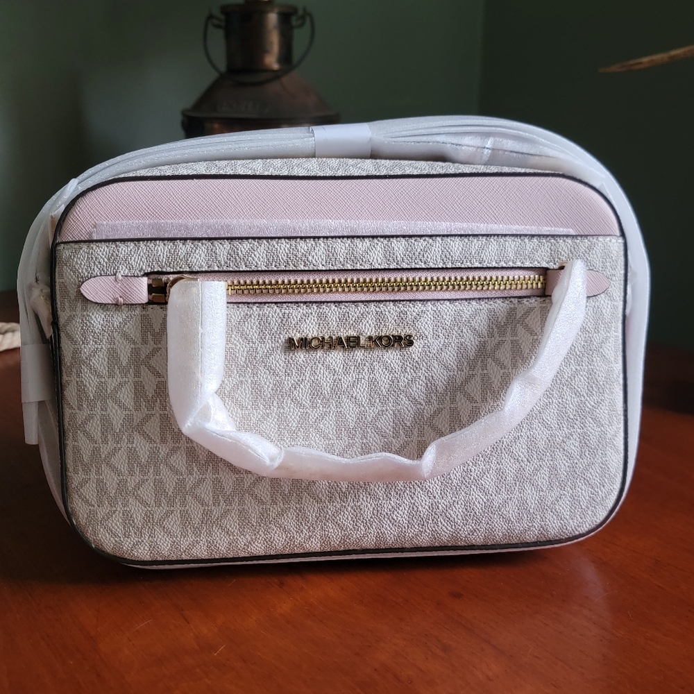NWT Michael Kors Jet Set Large Pink White Logo Coated Canvas Crossbody Bag Purse